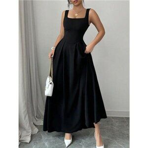 Sleeveless A-Line Maxi Dress with Square Neckline